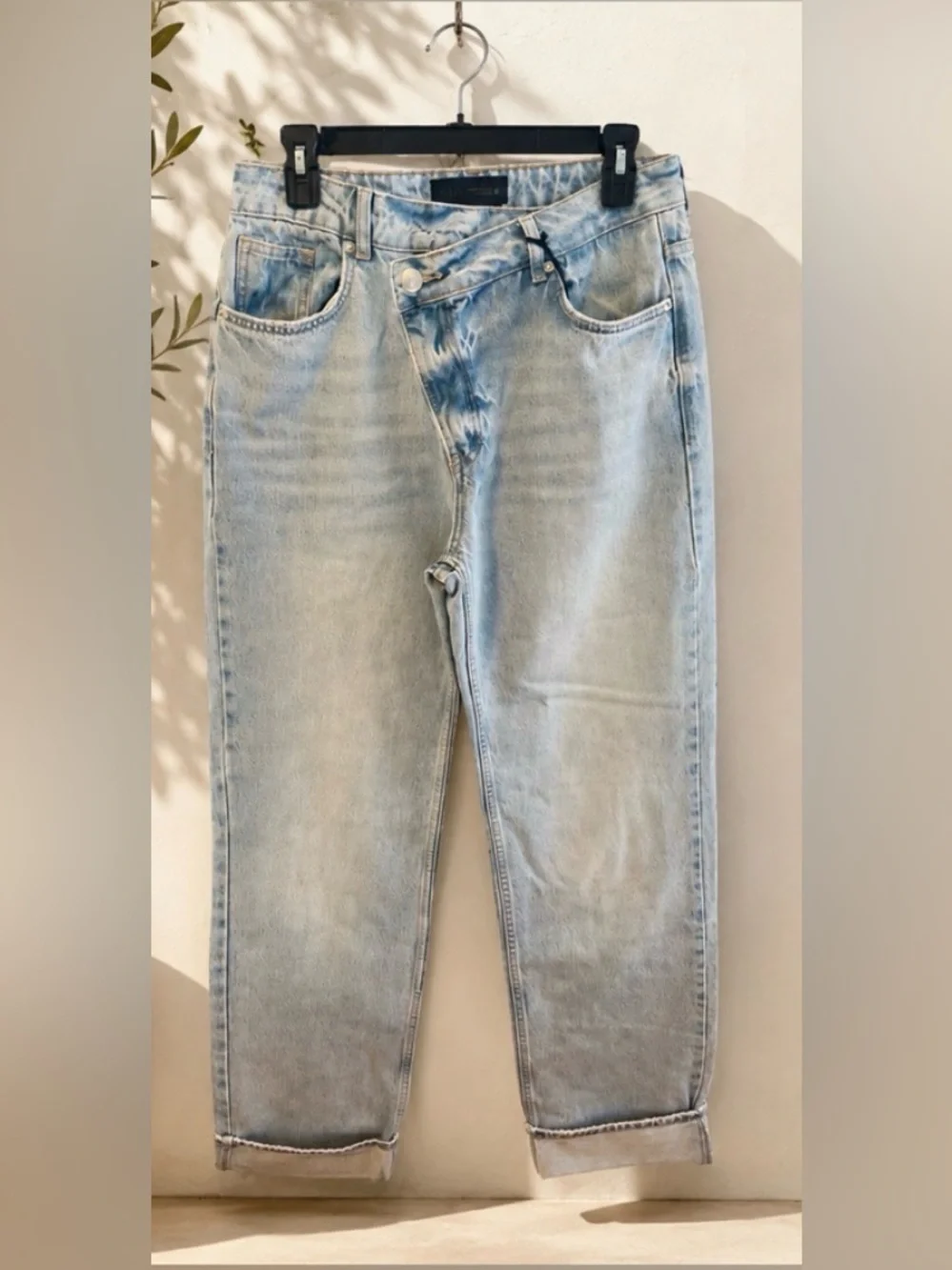 VIRAL NEW ZARA LIGHT JEAN CROSSOVER HIGH SIZE USA 8 /EUR 40
